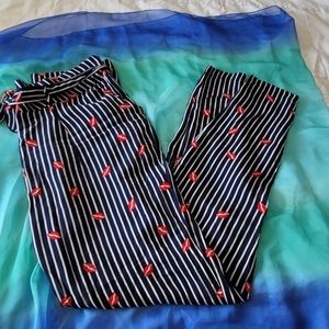 Contrast - Black and White Striped  "LIPS" Pants 👖
